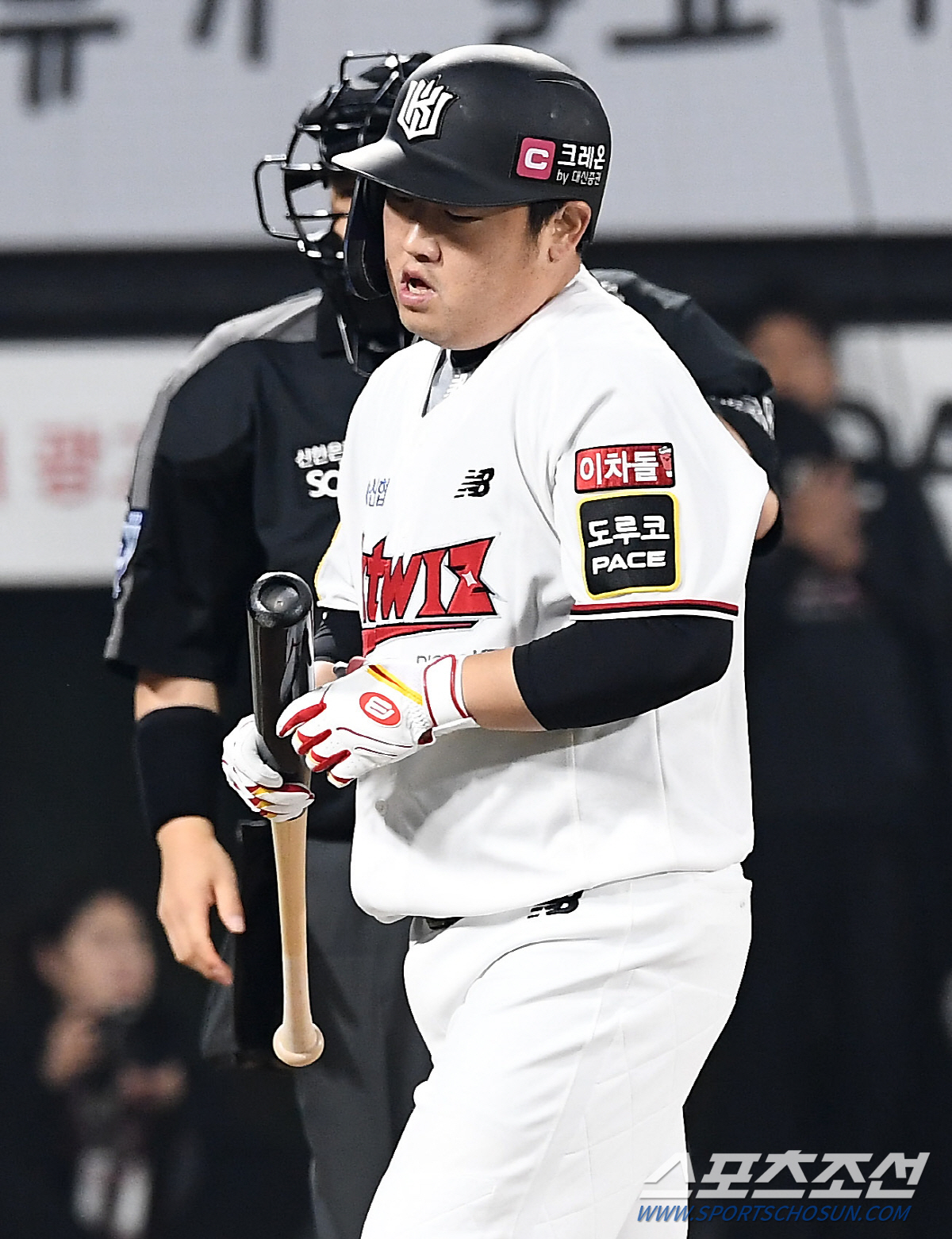 [PO 포커스] 1차전은 페디니 그러려니 했다, KT 이 '물방망이'로는…