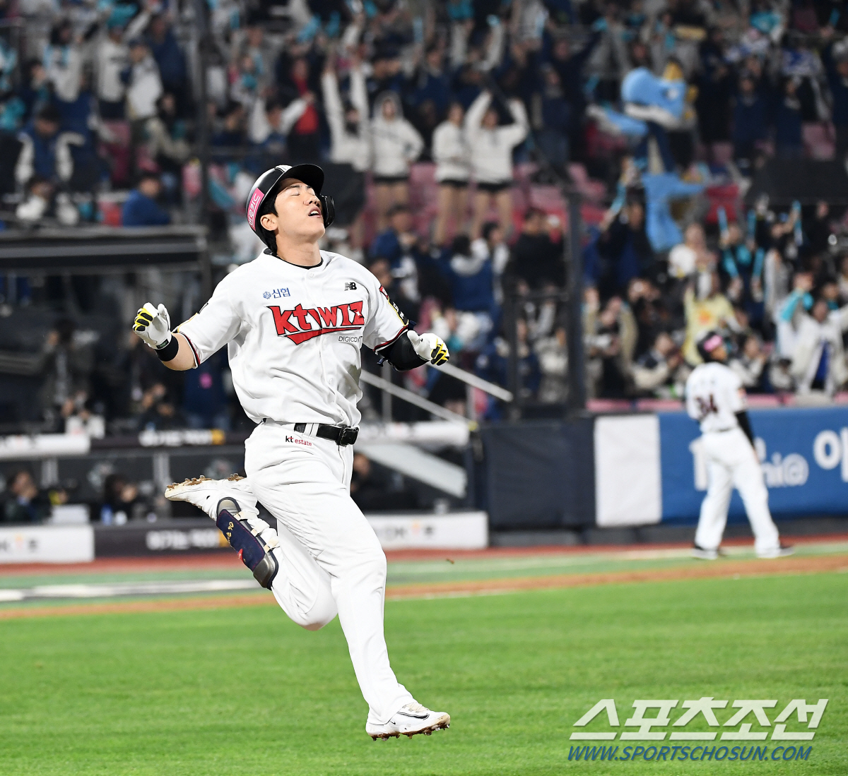 "일단 3차전부터 이기고"…지독한 불운, 만루서 호수비라니 "9회에 끝났…