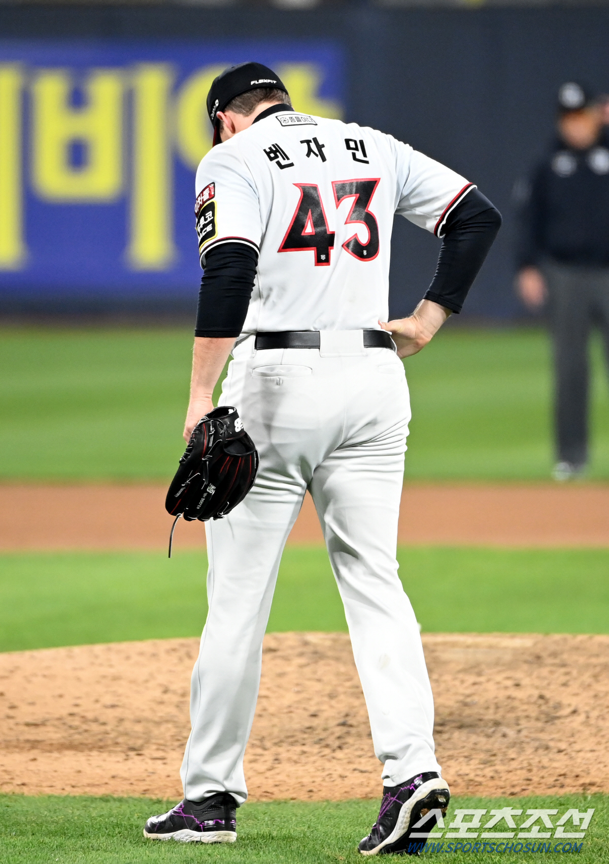 "일단 3차전부터 이기고"…지독한 불운, 만루서 호수비라니 "9회에 끝났…