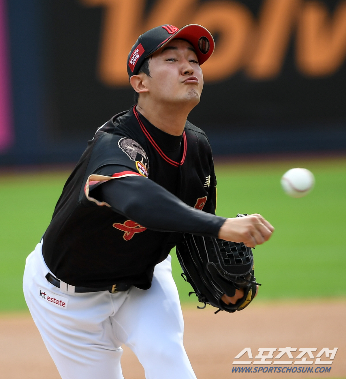 팀은 벼랑끝→PS 통산 0승→아들의 첫 생일날... 이겨야할 이유가 많은…