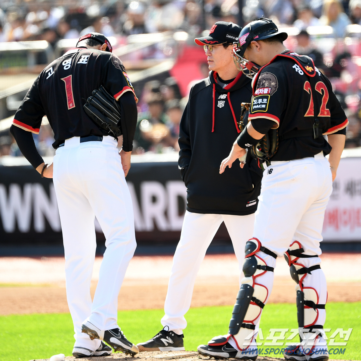 팀은 벼랑끝→PS 통산 0승→아들의 첫 생일날... 이겨야할 이유가 많은…