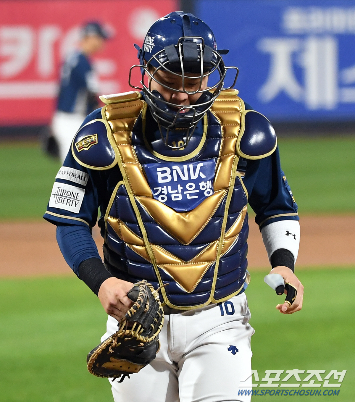 [PO 비하인드] '경이적 가을' 초보사령탑, 행복감 깨는 난감한 질문 …