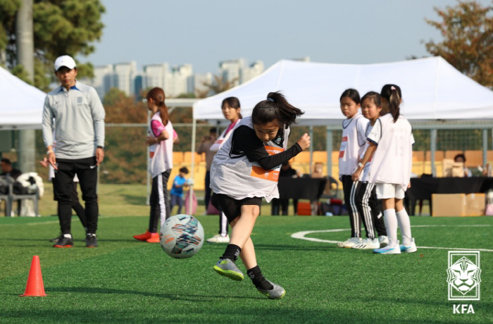 '체덕지' 강조했던 정몽규 KFA회장, 학교체육+여자축구 발전에 '진심'…