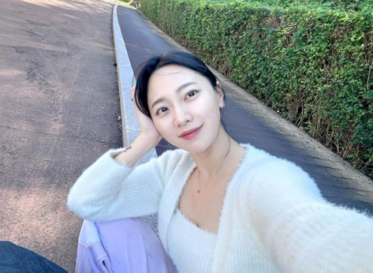 서사랑, 가정폭력·불륜 등 폭로전 끝 '이혼'…"1년 넘는 소송 마무리"…