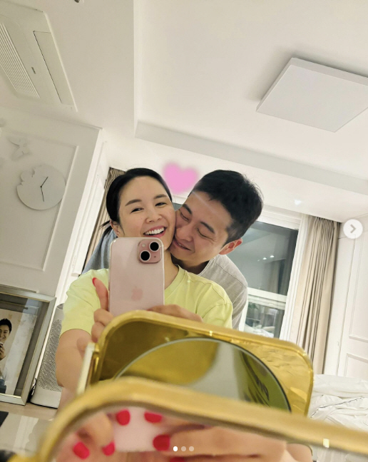 장영란♥한창, 결혼 15년차에도 껌딱지 신혼 "내 자신감의 원천"