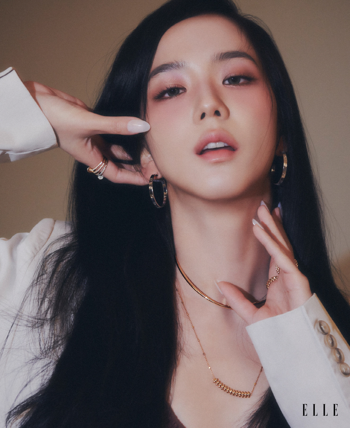 지수 "블랙핑크 7년, 무거운 책임감 느껴" 싱가포르紙 커버 장식[종합]