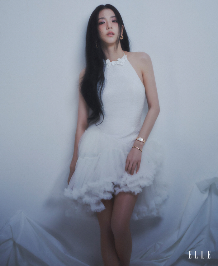 지수 "블랙핑크 7년, 무거운 책임감 느껴" 싱가포르紙 커버 장식[종합]