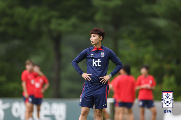 [오피셜]'34세, 역대 최연소' 박윤정 감독, 여자 U-20 대표팀 사…