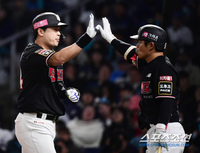 홈런없으면 4차전도 없었다. 3차전 득점권 안타 無→1∼3차전 득점권 타…