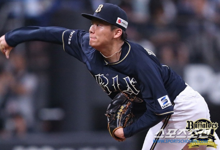 '괴물투수'가 2경기 ERA 8.82…메이저리그 진출 앞둔 야마모토의 마…