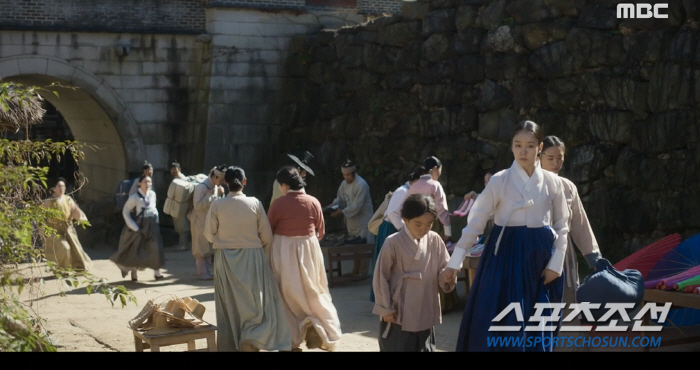 '연인' 안은진, 남궁민 속이려 임신한 척…시장서 마주쳐 "콩시루떡 먹고…