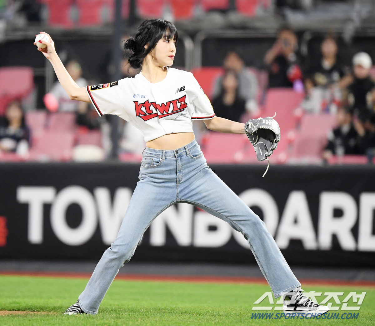 '이제 LG 만나러 갑니다' '꼴찌→2위→PO 2연패→3연승 가을 기적'…