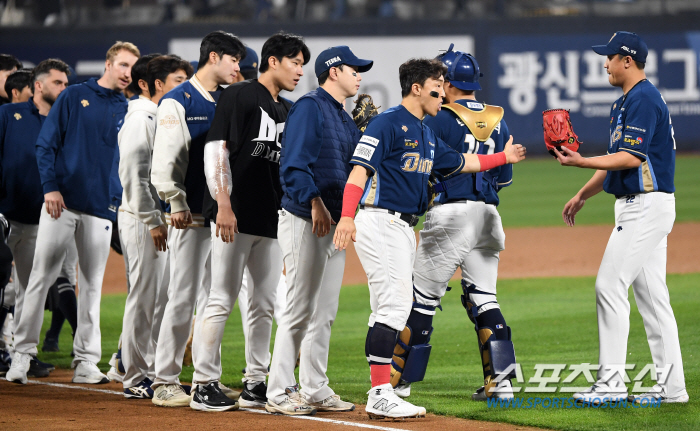 '이제 LG 만나러 갑니다' '꼴찌→2위→PO 2연패→3연승 가을 기적'…
