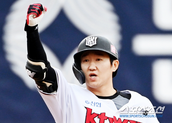 '이제 LG 만나러 갑니다' '꼴찌→2위→PO 2연패→3연승 가을 기적'…