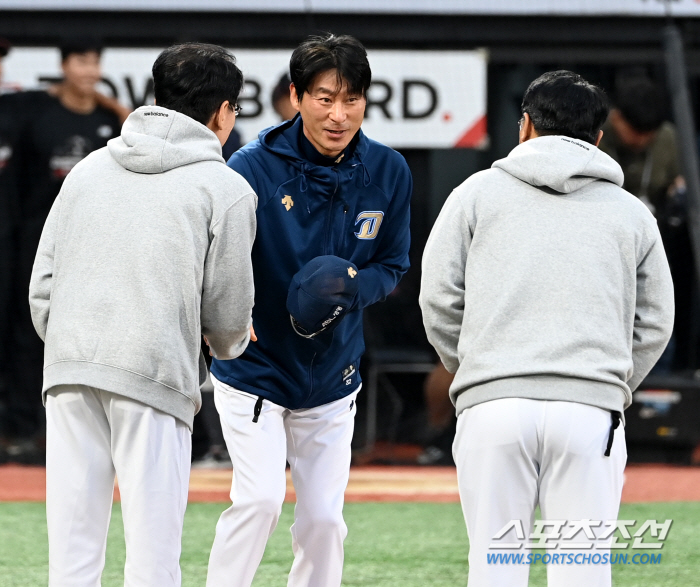 '잘싸운 패장' 강인권 감독 "체력 열세 극복 못해 아쉽다" [PO 일문…