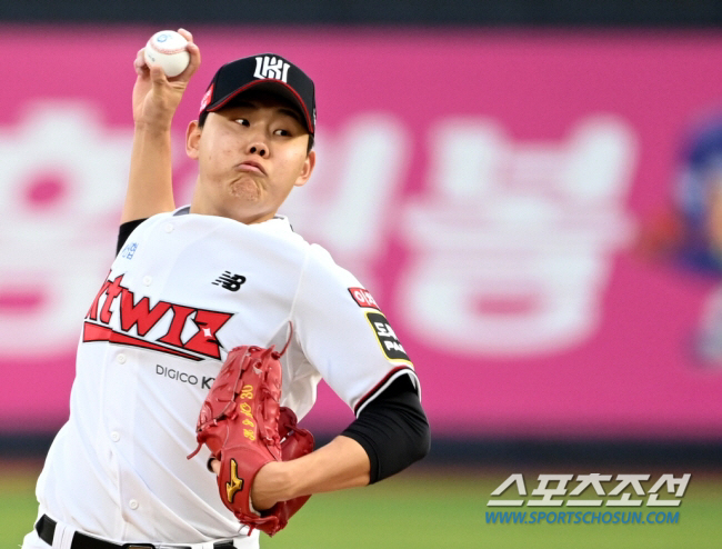 "빨라야 내년 6월" 신인상→3년간 33승→팔꿈치 수술…쿠에바스도 그리워…