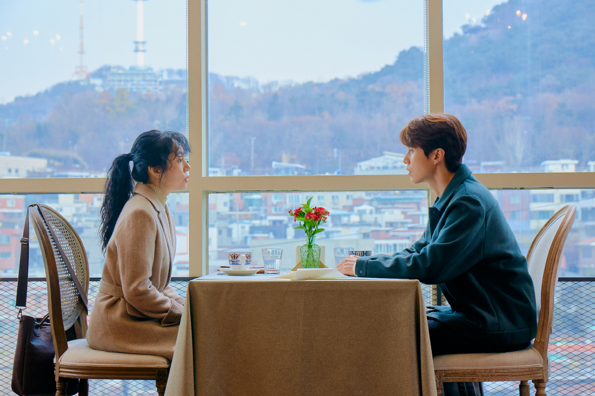 '싱글 인 서울' 이동욱X임수정, '검블유' 이후 다시 만난 비주얼 커플…