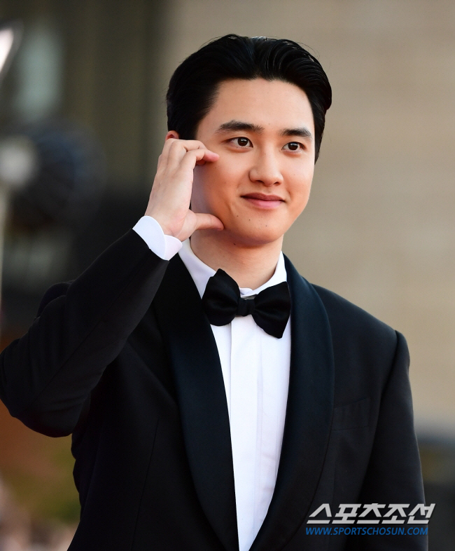 [전문] 도경수 측 "허위 사실, 악성 루머에 대한 강력한 법적 대응"