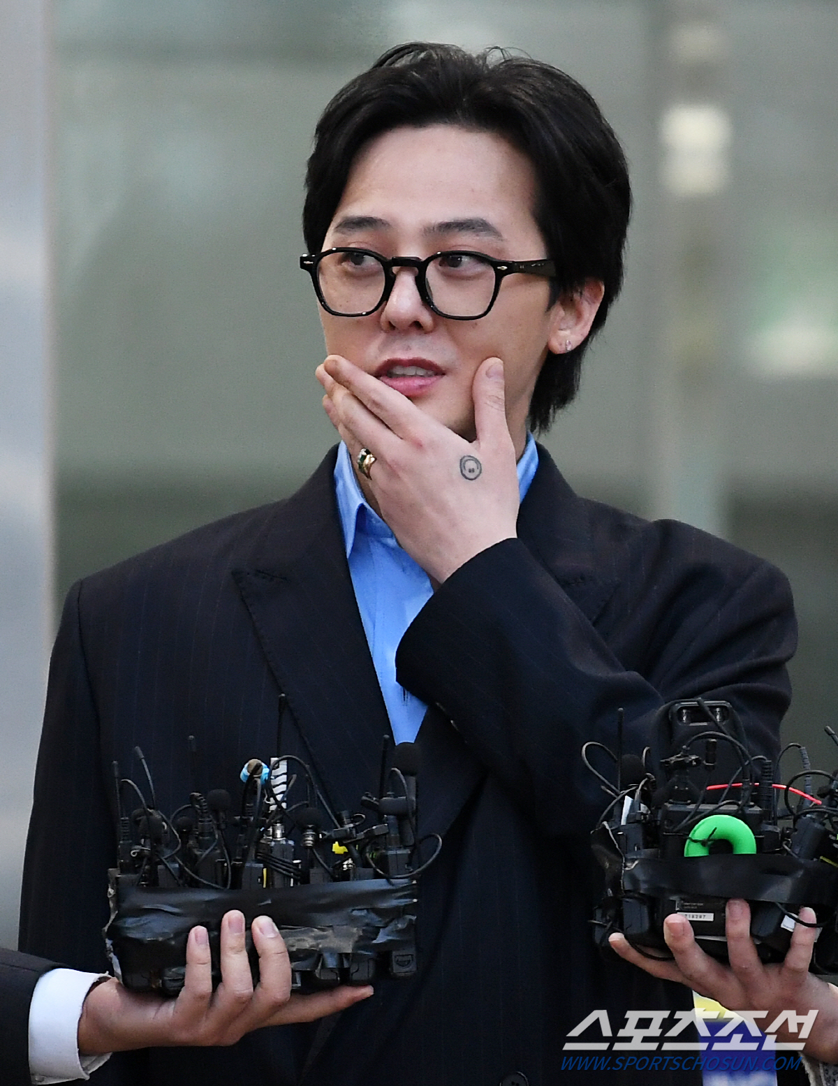 [SC초점] "마약검사 음성"…지드래곤 첫 경찰조사, 자신만만 이유 있었…