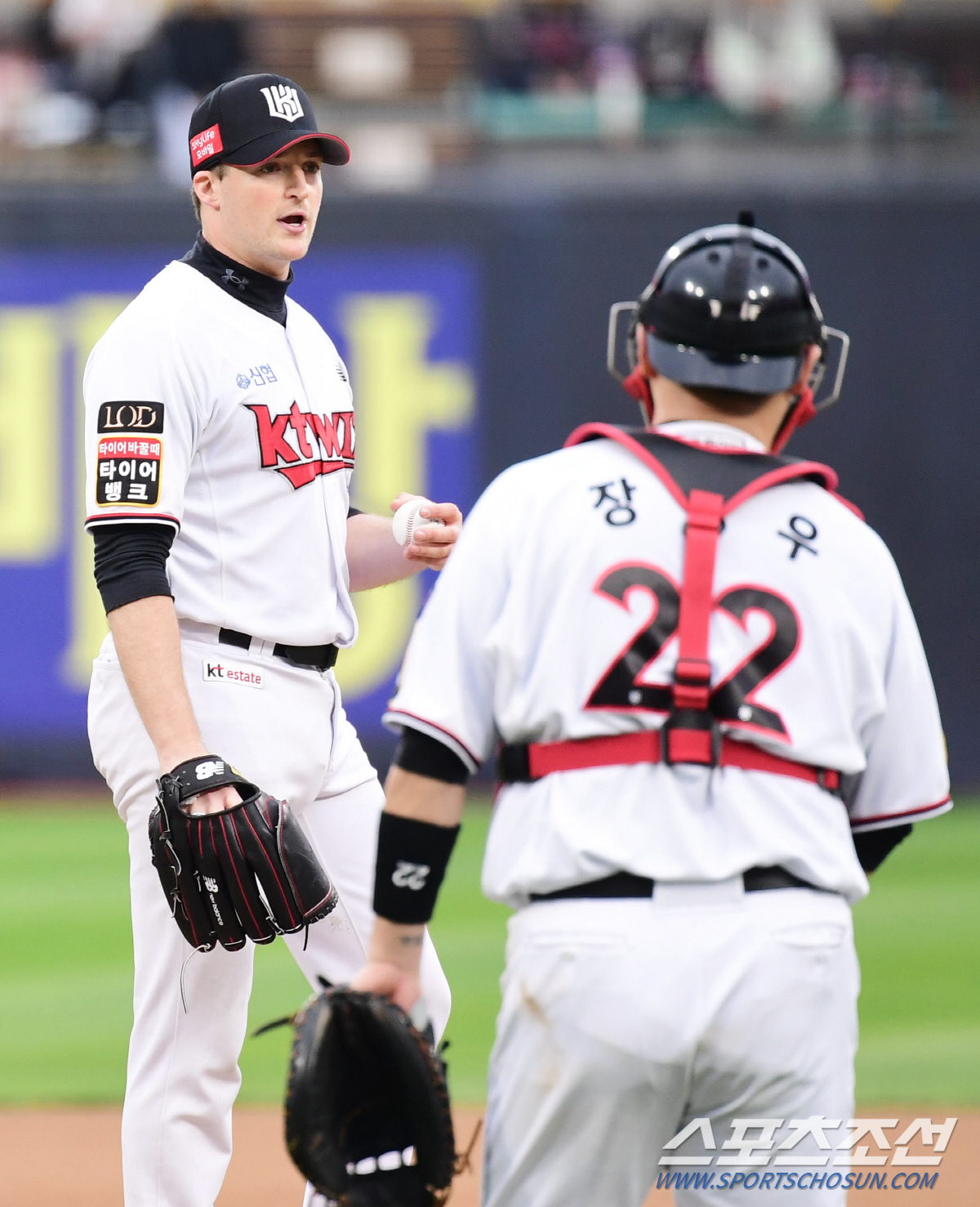 '5G 연속 PO 개근→미스터제로' 승부처엔 언제나 그가 있었다…22세 …