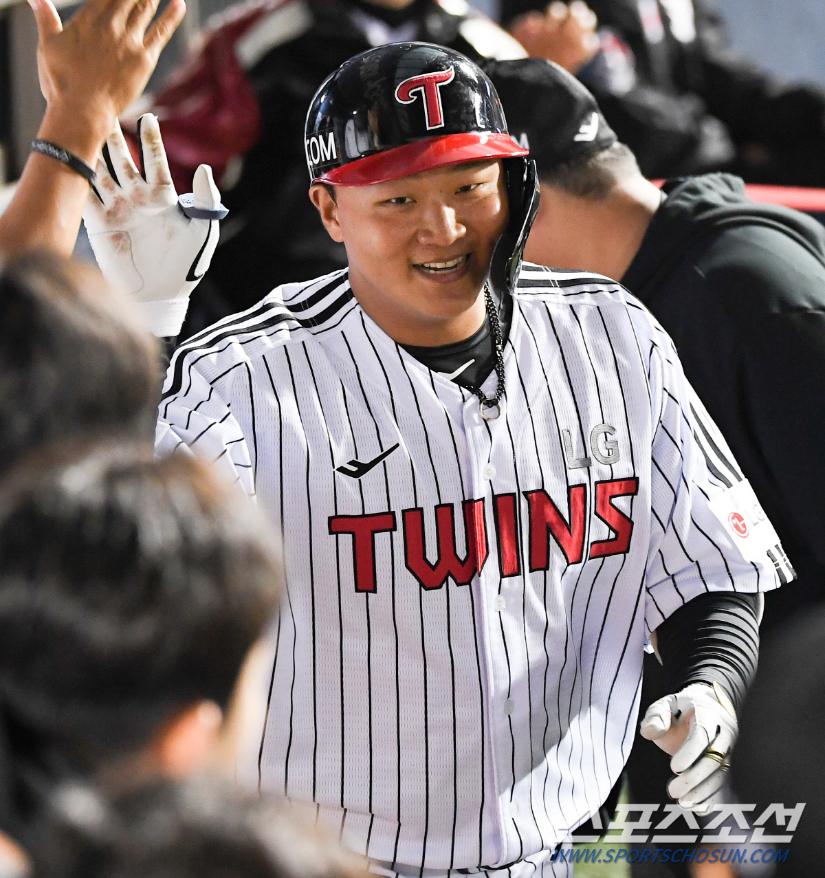 군대까지 미뤘는데…'잠실 빅보이' 한국시리즈 엔트리 탈락, 왜?