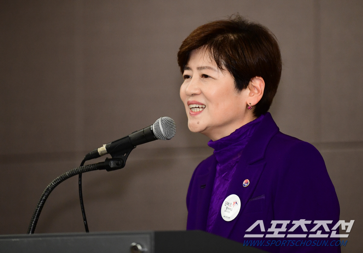 2023학교체육교육 공모전의 또 다른 주인공, 수상자들을 진심으로 껴안은…