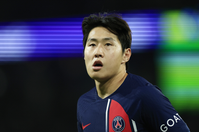 '3G 연속 공격P' 이강인 발목 부상? AC밀란전 교체멤버 예상, PSG UCL 마지막 훈련 불참