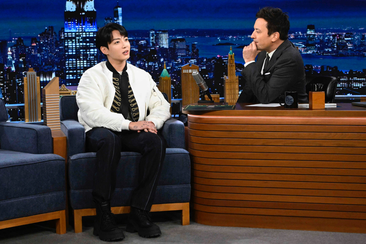 정국, 美 '지미 팰런쇼' 접수 "여러 장르 소화하는 아티스트 되고파" …