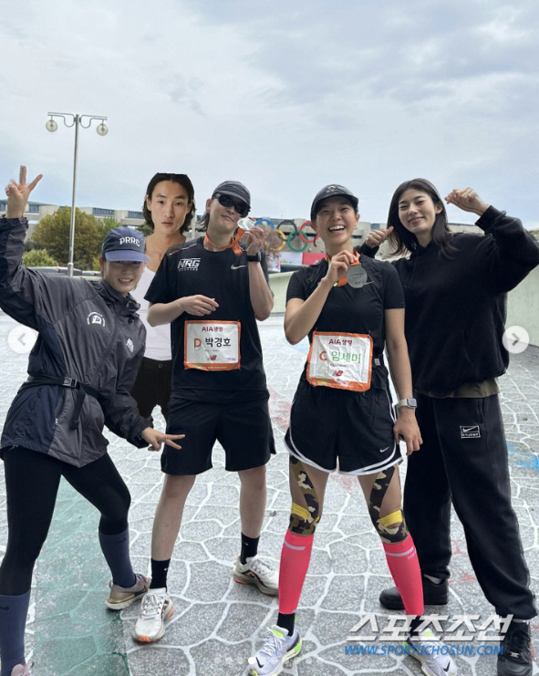 여배우가 기안84보다 더 빨리 '마라톤 완주'…27분이나 빨랐다!