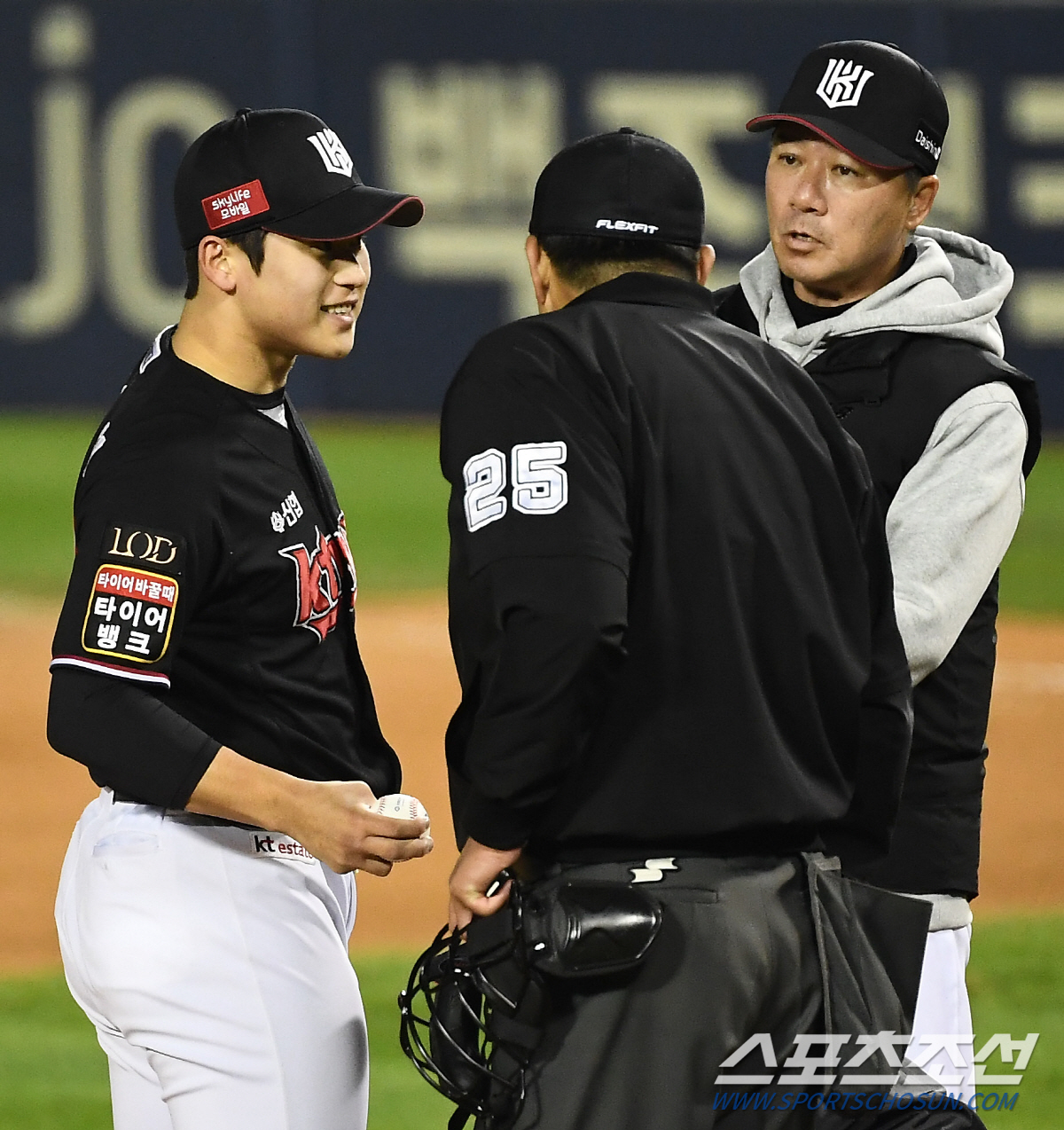 '생애 첫 KS 세이브' 프로 2년 차 투수 맞아?...가을야구 언터처블…