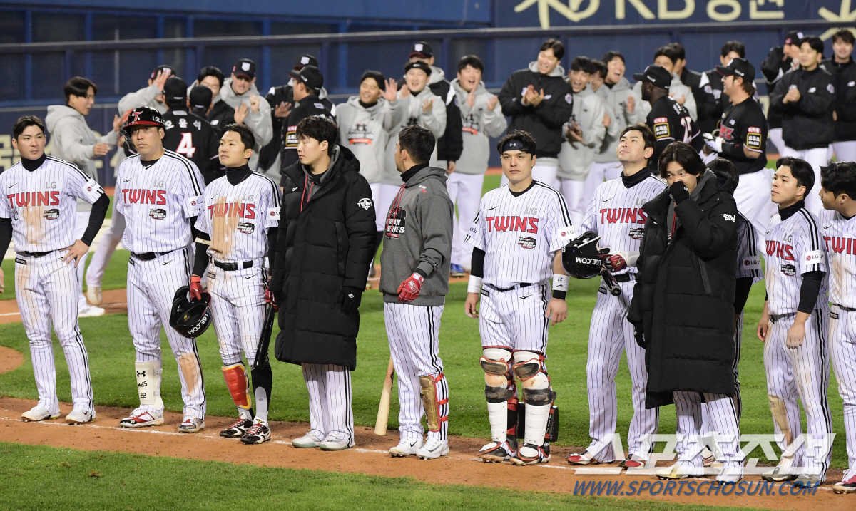 '느린 공' 고영표에 7안타 '활활'→손동현-박영현에 '충격 침묵'...…