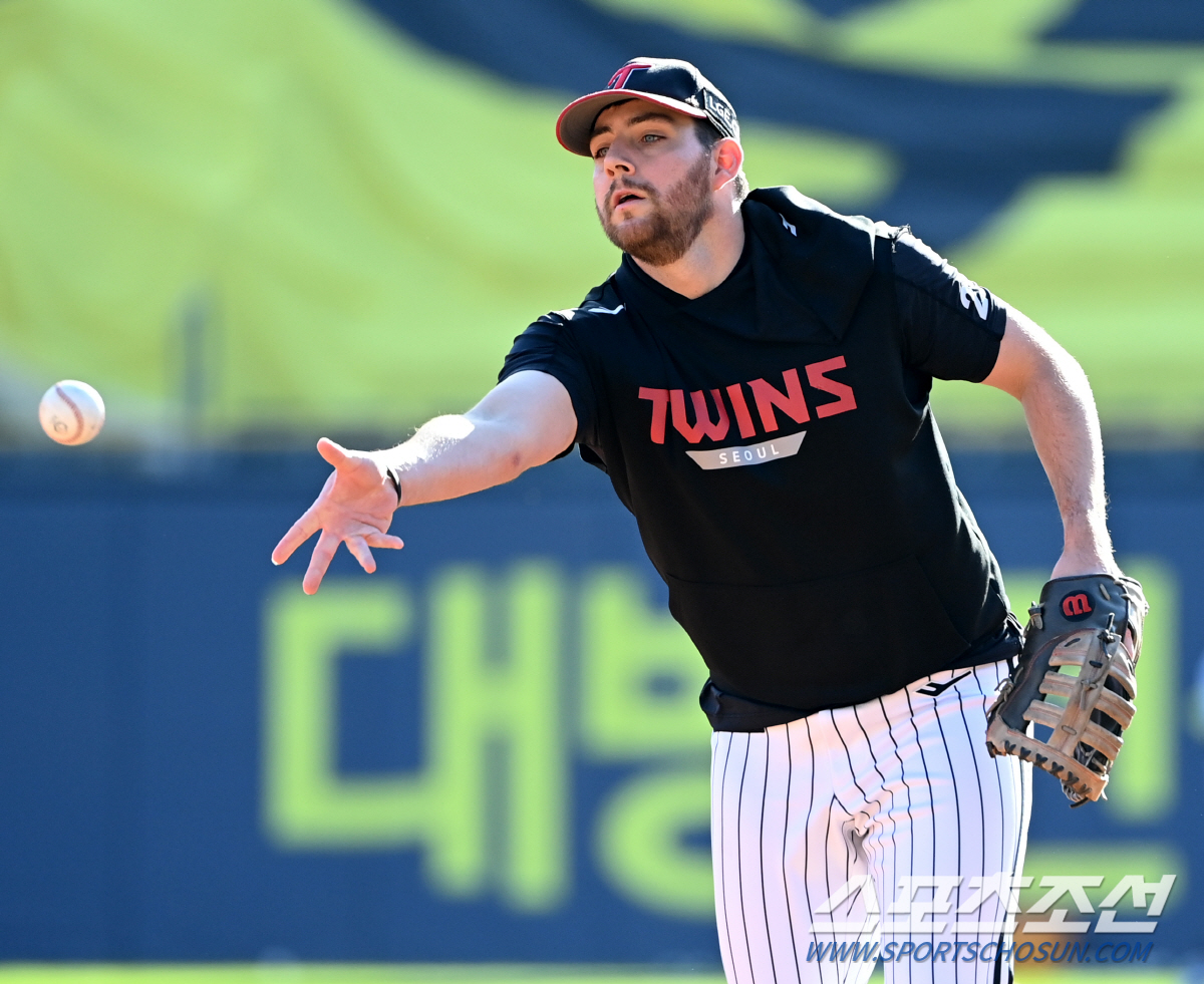 '2002년 11월 8일 8대7→2023년 11월 8일 5대4' 21년-…