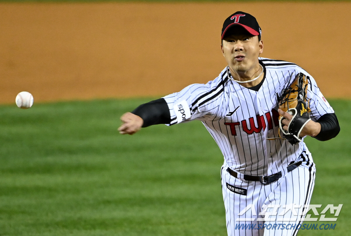 '2002년 11월 8일 8대7→2023년 11월 8일 5대4' 21년-…