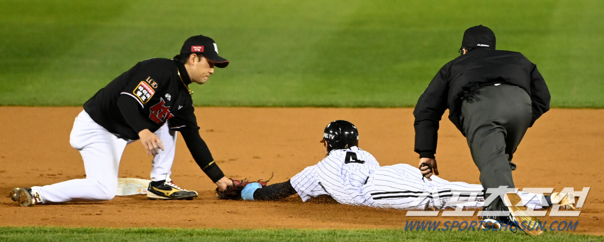 '2002년 11월 8일 8대7→2023년 11월 8일 5대4' 21년-…