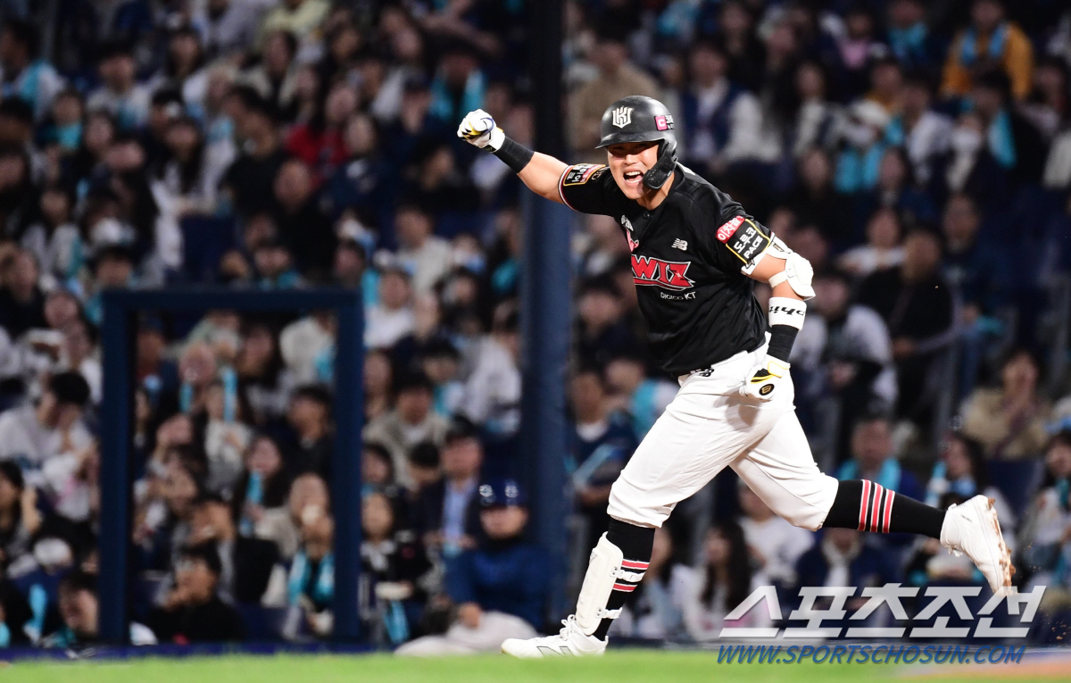 '2002년 11월 8일 8대7→2023년 11월 8일 5대4' 21년-…