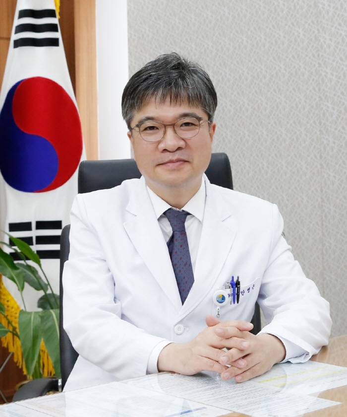 전남대병원, '의사과학자' 양성 활발…총 1억원 연구비 지원