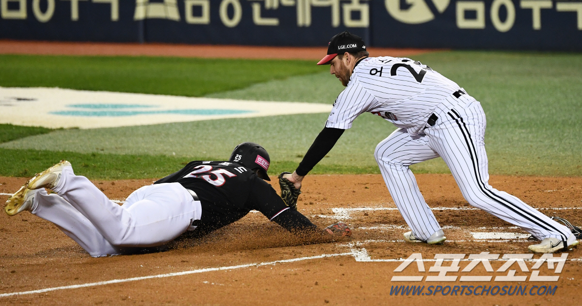 "이렇게 수비를 잘했나" 실책 연속에서도 빛난 슈퍼 플레이들. 수비 못한…