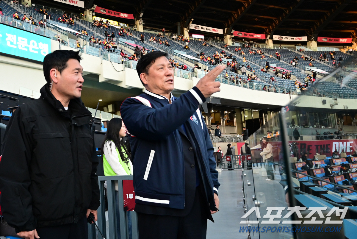 "만.장.일.치" KBO 이사회, 제 25대 총재 후보로 허구연 총재 단…