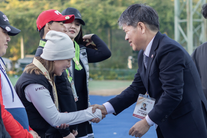"좋아하는 연예인과 함께 골프 쳐서 기뻐요" '2023 스페셜올림픽코리아…
