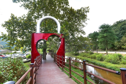 국립수목원 근처 둘레길 [사진/조보희 기자]