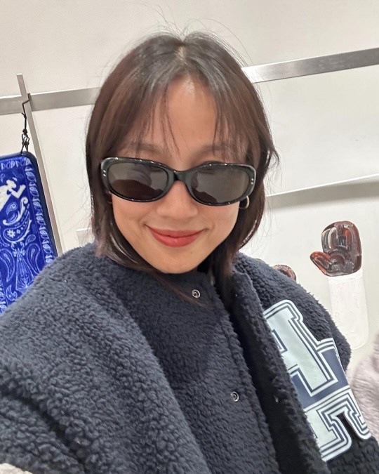 이효리, 선글라스 하나로 패션 완성..힙하다 힙해