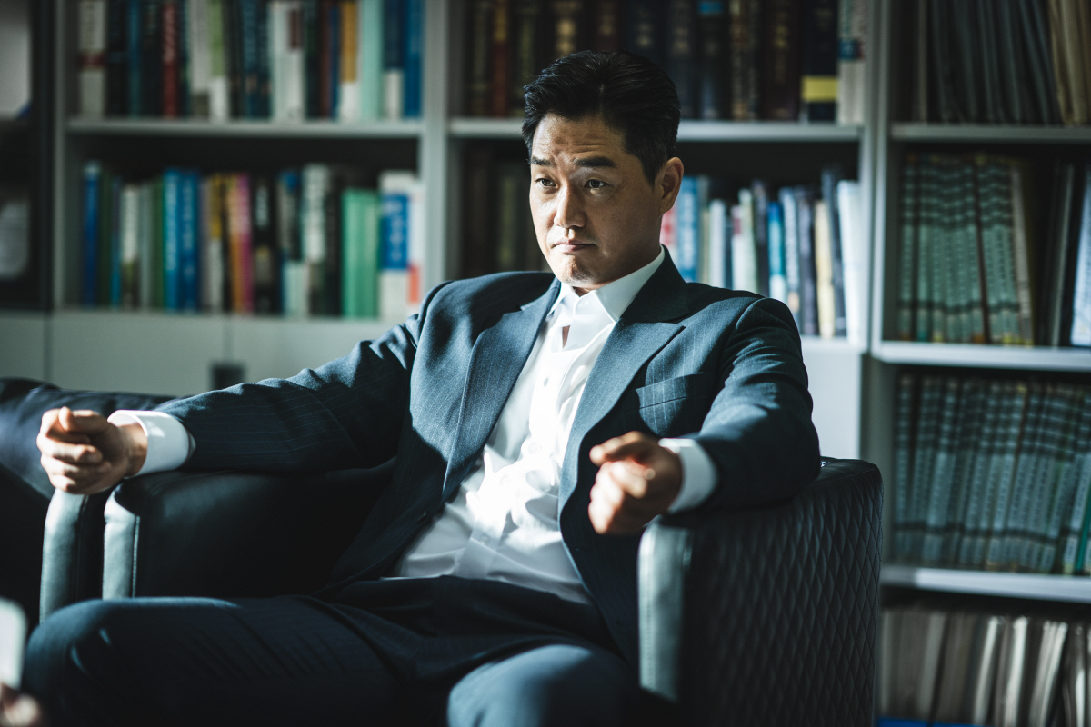 '20kg 증량' 유지태, '비질란테' 첫 등장부터 존재감 찢었다