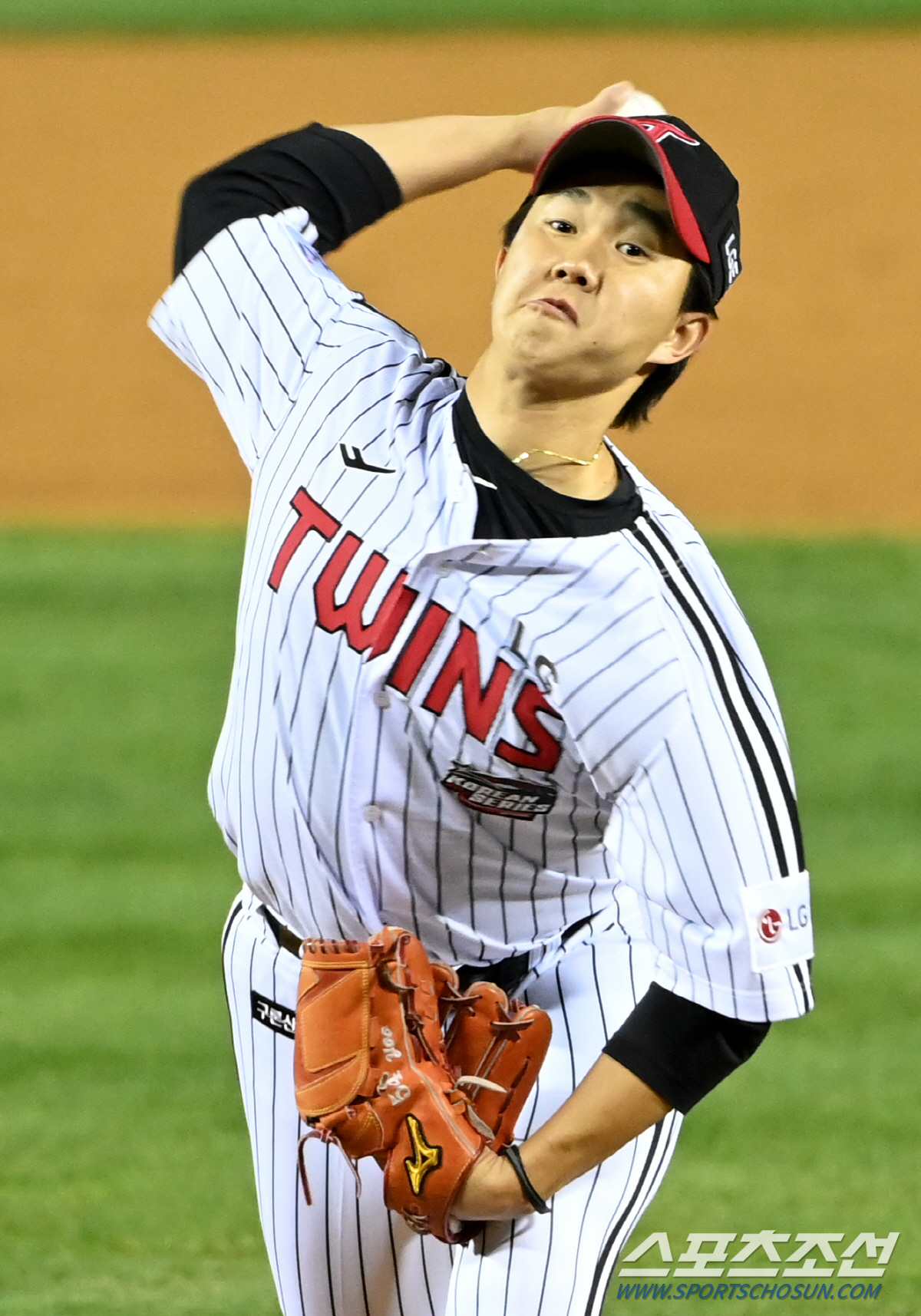 최원태 침몰시킨 무서운 타선인데... 1,2루에 등판 7연속 범타. 유영…