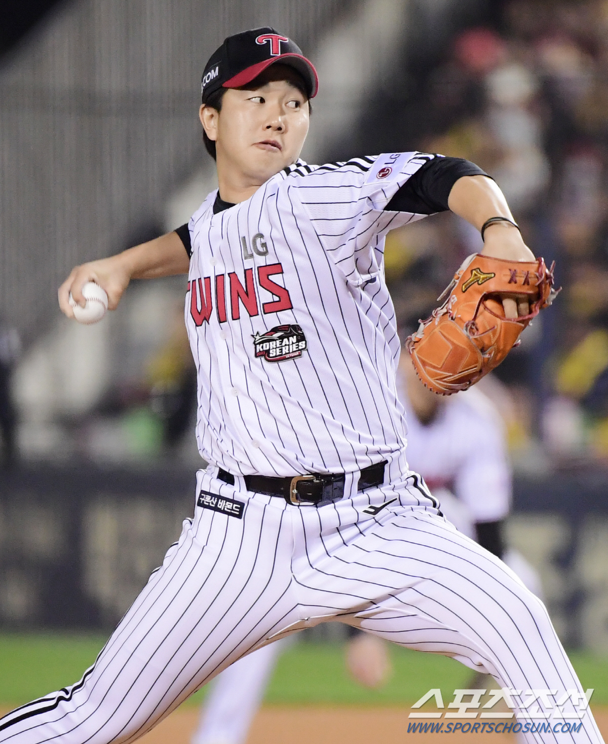 최원태 침몰시킨 무서운 타선인데... 1,2루에 등판 7연속 범타. 유영…