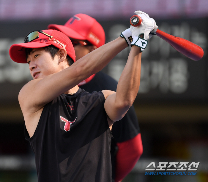 KIA 내야는 1루만 불안하다? 커리어 하이→손목 분쇄골절 리드오프 회복…