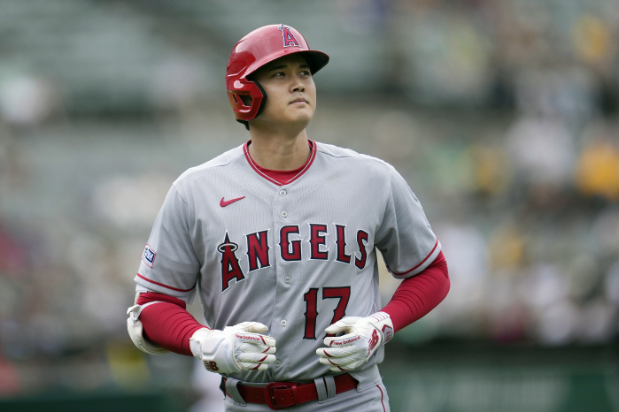'오타니(29·LA다저스)' 대세론 → MLB 단장 14명 비공식 여론조…