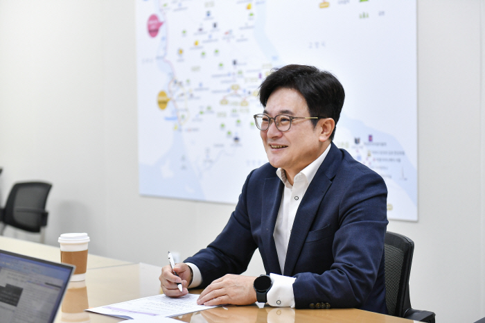 '서울 편입 추진' 김병수 김포시장 "K리그1에서 김포FC-FC서울의 '…