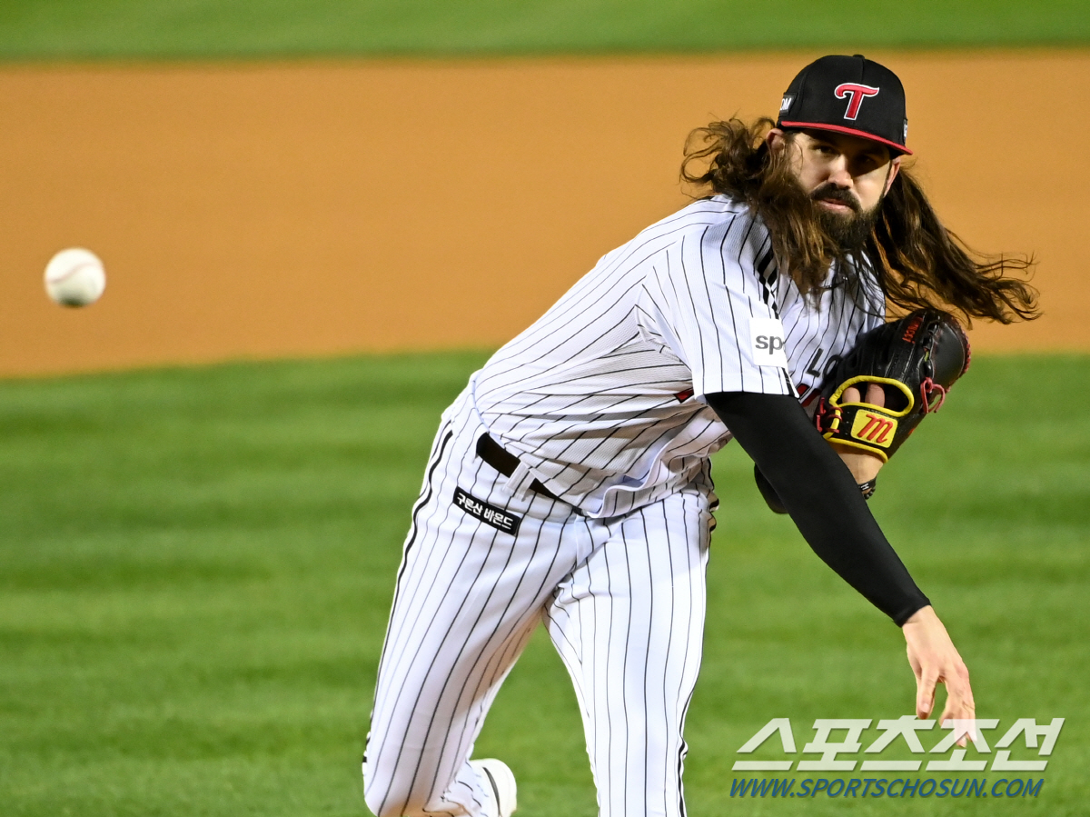 "내년시즌도 기대가 된다." 염갈량이 슬쩍 밝힌 본심. 포크볼 숙제 '참…