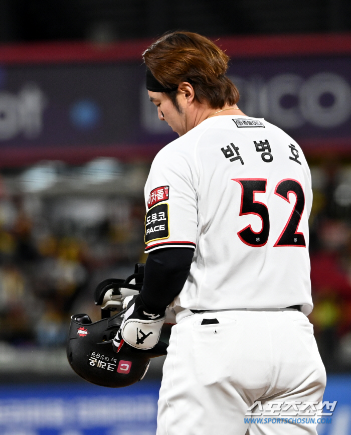 '한국시리즈 최고 명승부 탄생!' '오지환 9회 2사 역전 스리런 찢었다…