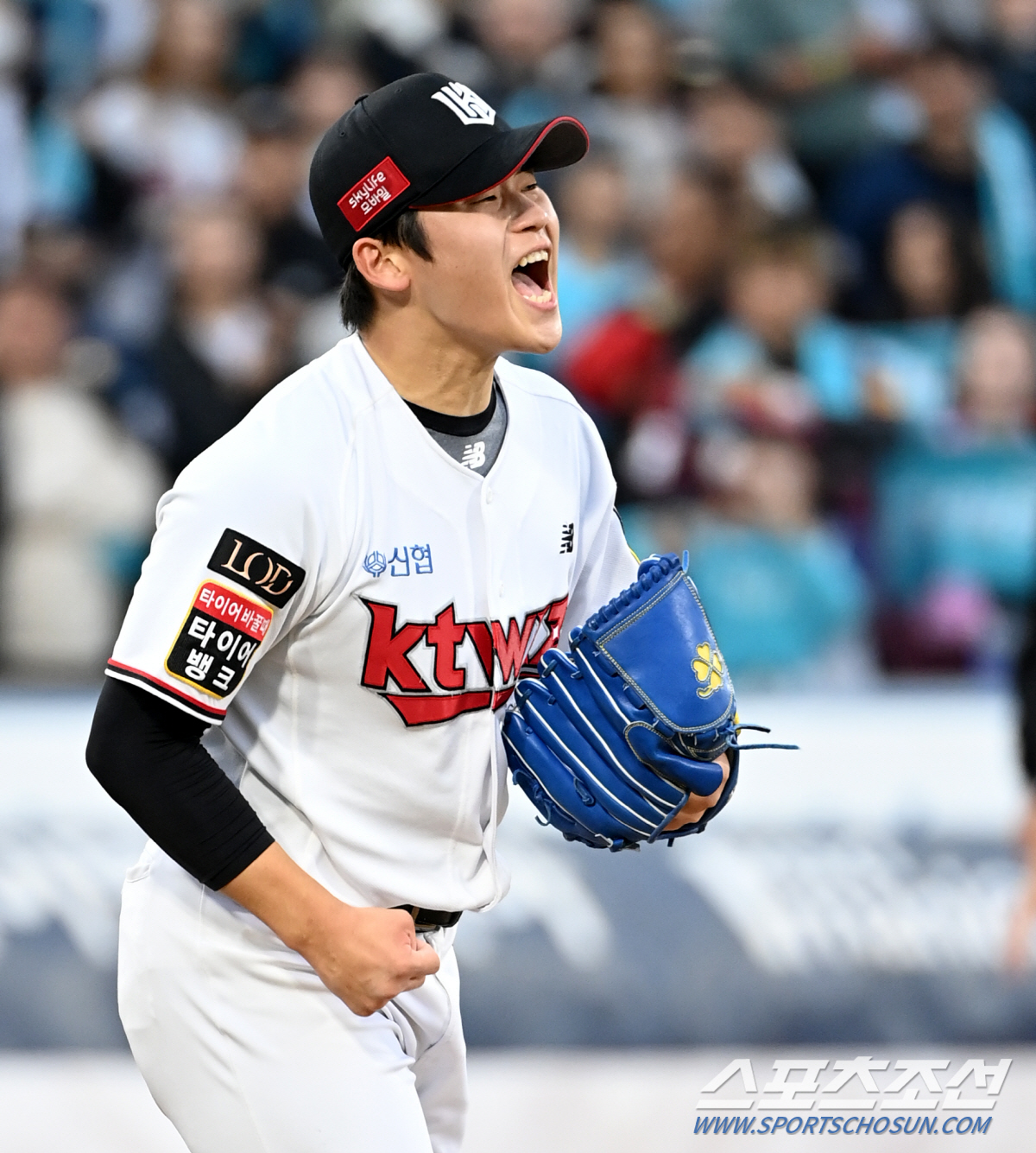 1차전 '환희'→2차전 '눈물'. 열흘간 7번 등판 강행군... 강철의 …